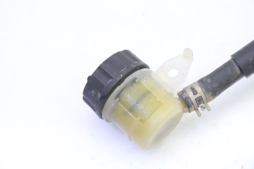 photo de BOMBA FRENO TRASERO YAMAHA YFM R RAPTOR 250 (2008 - 2014) - Primer plano técnico