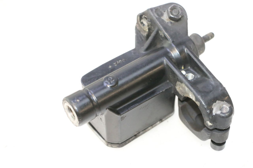 photo de BOMBA FRENO TRASERO YAMAHA YP MAJESTY 125 (2007 - 2010) - Vista general del producto