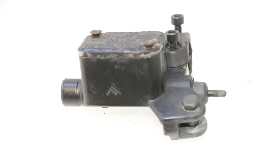 photo de BOMBA FRENO TRASERO YAMAHA YP MAJESTY 125 (2007 - 2010) - Estado de la superficie y material