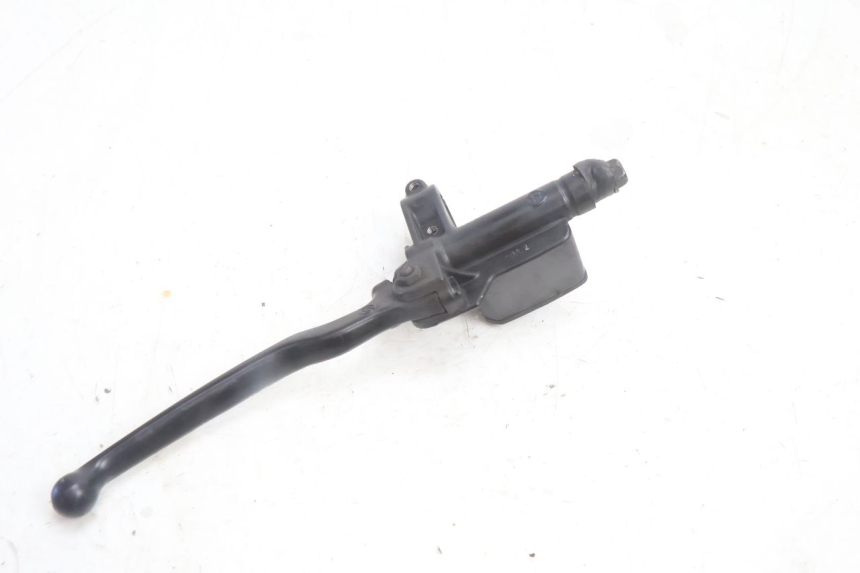 photo de BOMBA FRENO TRASERO YAMAHA YP MAJESTY 125 (2007 - 2010) - Zoom estado de uso