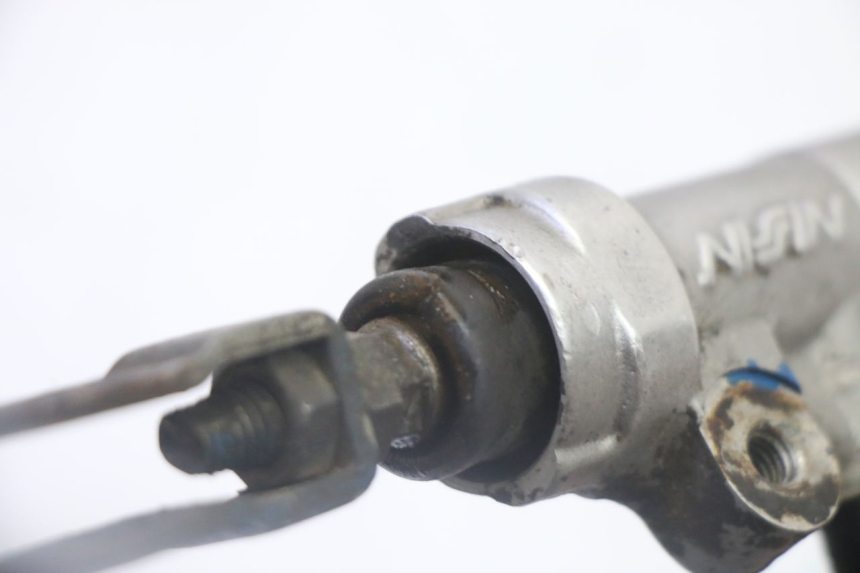 photo de BOMBA FRENO TRASERO YAMAHA YZ 125 (1998 - 2005) - Otra perspectiva