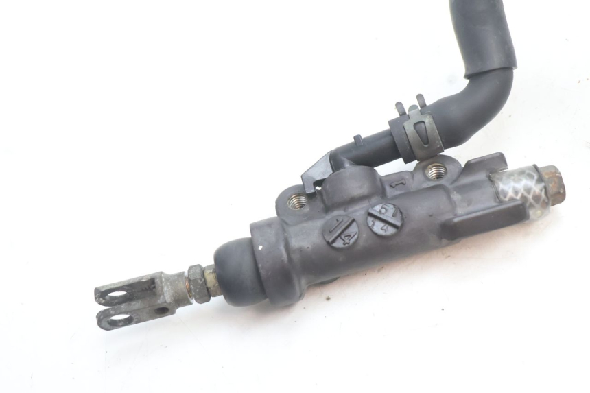 photo de BOMBA FRENO TRASERO YAMAHA YZF R GENESIS 750 (1993 - 1998) - Detalle de la pieza