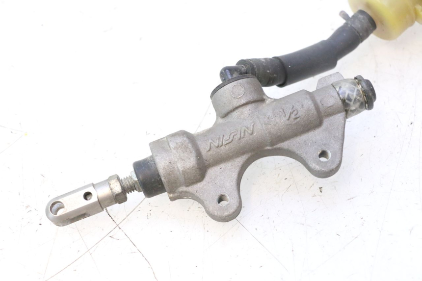 photo de BOMBA FRENO TRASERO YAMAHA YZF R6 600 (2008 - 2009) - Detalle de la pieza