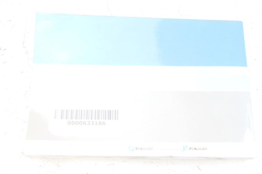 photo de MANUAL DEL USUARIO PIAGGIO FLY 125 (2005 - 2012) - Estado de la superficie y material