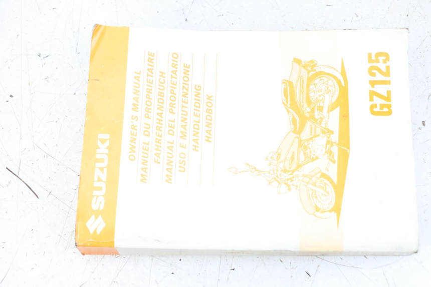 photo de MANUAL DEL USUARIO SUZUKI GZ MARAUDER 125 (1998 - 2004) - Vista principal