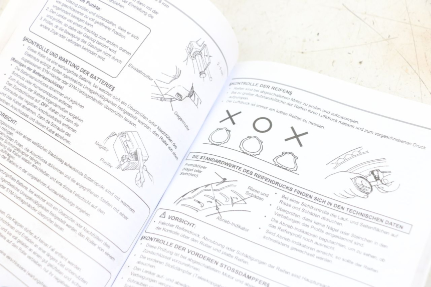 photo de MANUAL DEL USUARIO SYM JET 14 4T 50 (2018 - 2022) - Primer plano técnico