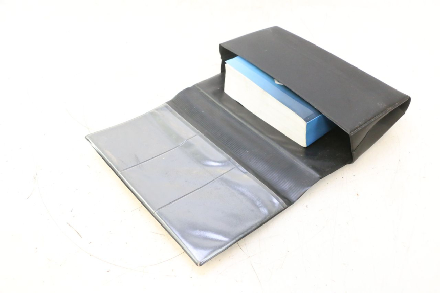 photo de MANUAL DEL USUARIO PIAGGIO MP3 HPE 530 (2022 - 2026) - Primer plano técnico
