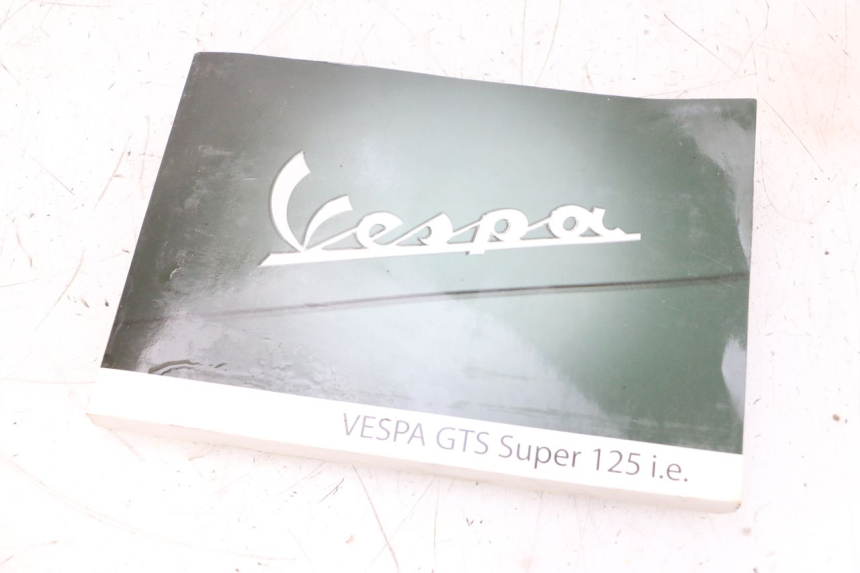 photo de MANUAL DEL USUARIO PIAGGIO VESPA GTS SUPER IE 125 (2009 - 2016) - Vista principal
