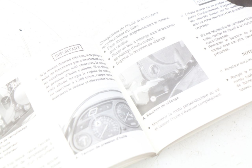 photo de MANUAL DEL USUARIO KAWASAKI ZZR 600 (1995 - 2004) - Detalle de la pieza