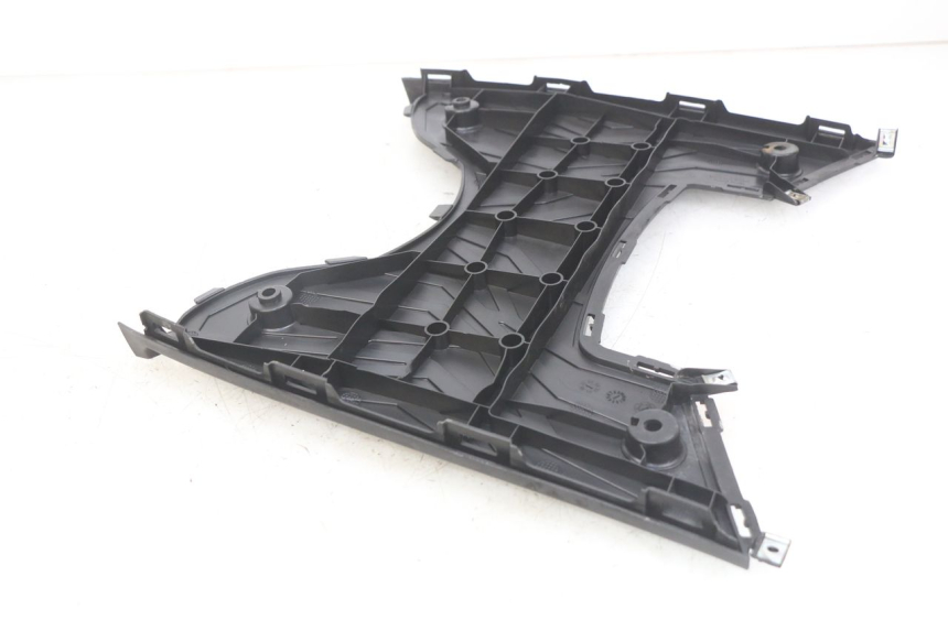 photo de ESTRIBO KYMCO AGILITY 16+ 4T 50 (2018 - 2023) - Zoom estado de uso