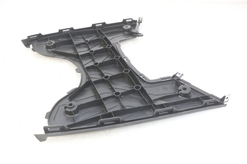 photo de ESTRIBO KYMCO AGILITY 16+ 4T 50 (2018 - 2023) - Detalle de la pieza