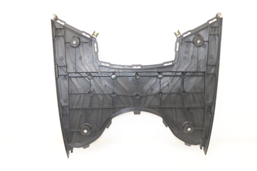 photo de TAPA REPOSAPIES KYMCO AGILITY CITY 16P 125 (2015 - 2021) - Detalle de la pieza