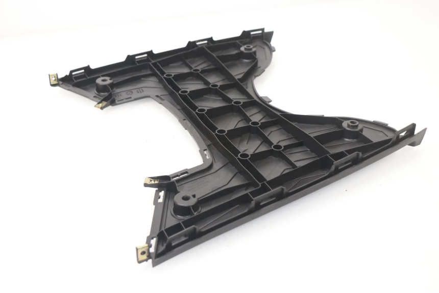 photo de TAPA REPOSAPIES KYMCO AGILITY CITY 16P 125 (2015 - 2021) - Otra perspectiva