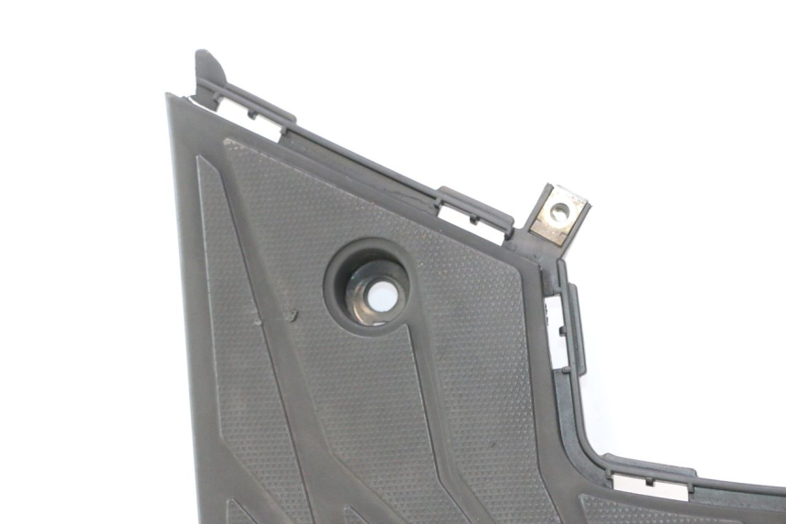 photo de TAPA REPOSAPIES KYMCO AGILITY CITY 16P 125 (2015 - 2024) - Detalle de la pieza