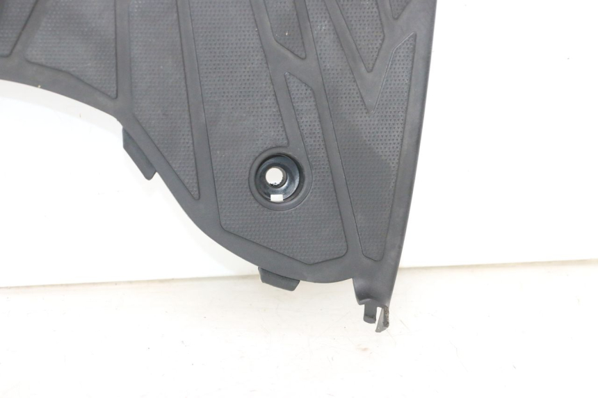 photo de TAPA REPOSAPIES KYMCO AGILITY CITY 16P 125 (2015 - 2024) - Otra perspectiva