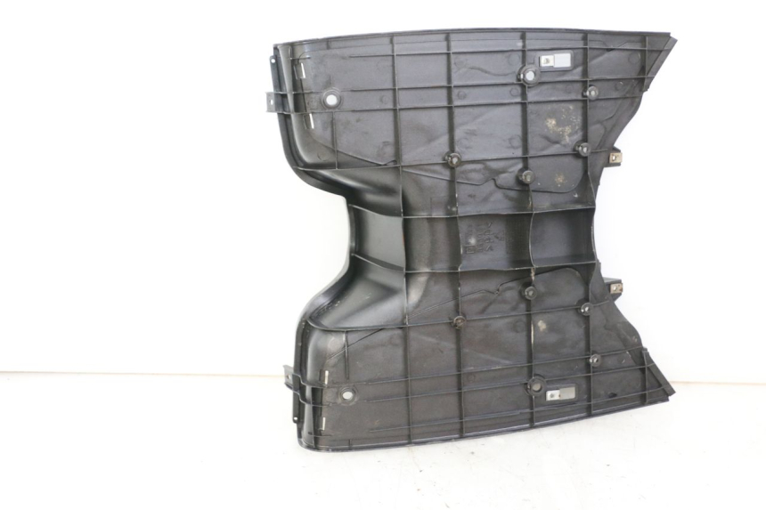 photo de TAPA REPOSAPIES APRILIA SR MOTARD 50 (2012 - 2018) - Zoom estado de uso