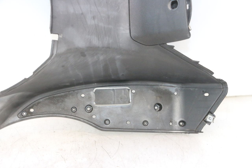 photo de TAPA REPOSAPIES APRILIA ATLANTIC S 125 (2010 - 2013) - Otra perspectiva