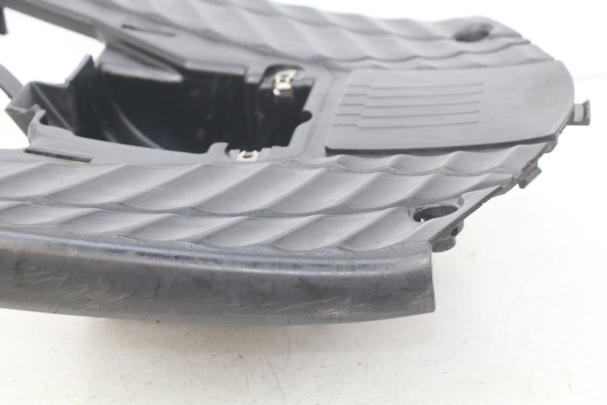 photo de TAPA REPOSAPIES MBK BOOSTER NEXT GENERATION 50 (2004 - 2007) - Vista general del producto