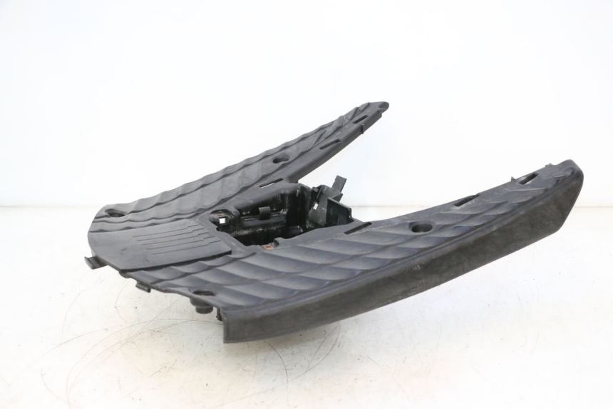 photo de TAPA REPOSAPIES MBK BOOSTER ROCKET 50 (1995 - 1998) - Zoom estado de uso