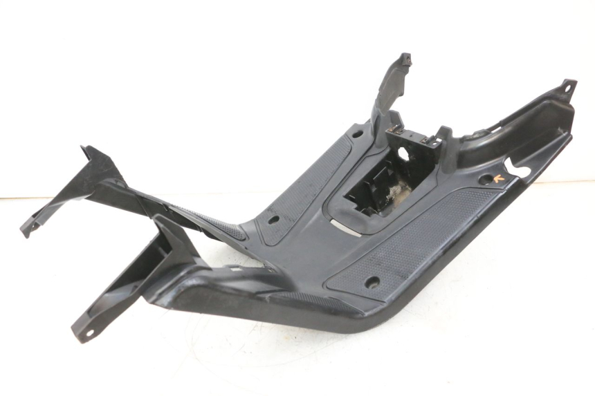 photo de TAPA REPOSAPIES MBK BOOSTER SPIRIT NAKED 50 (2004 - 2017) - Ángulo de visión alternativo