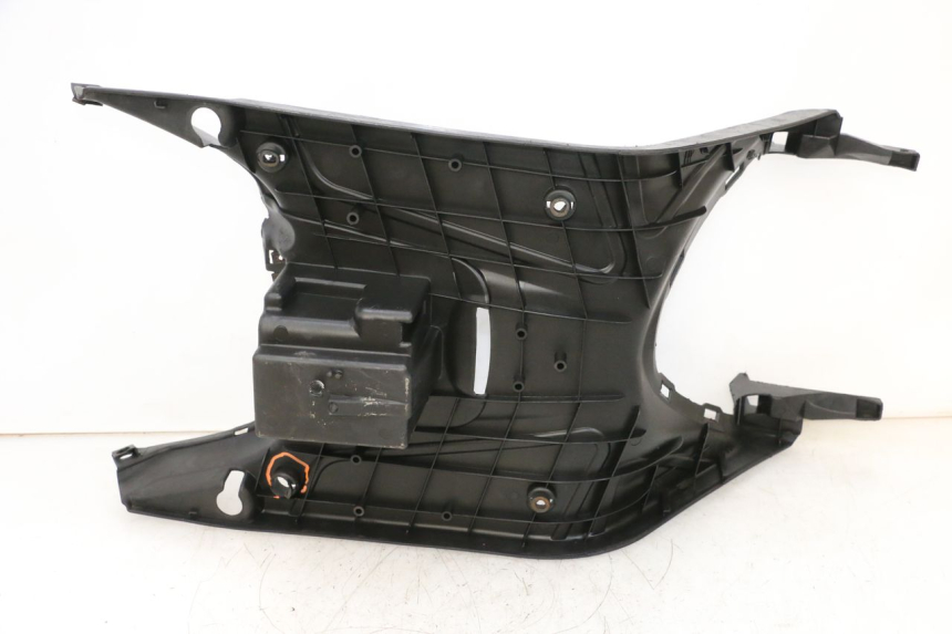 photo de TAPA REPOSAPIES MBK BOOSTER SPIRIT NAKED 50 (2004 - 2017) - Marcados y referencias originales