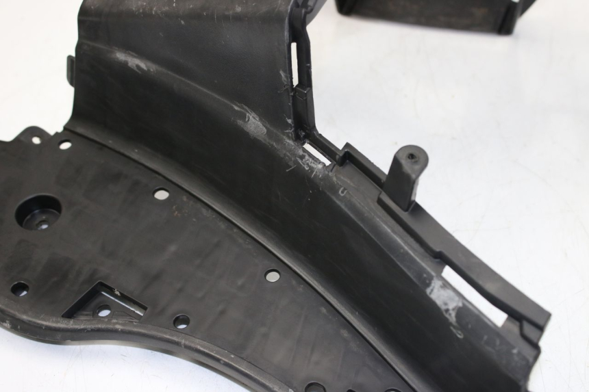 photo de ESTRIBO SUZUKI BURGMAN 125 (2007 - 2014) - Otra perspectiva