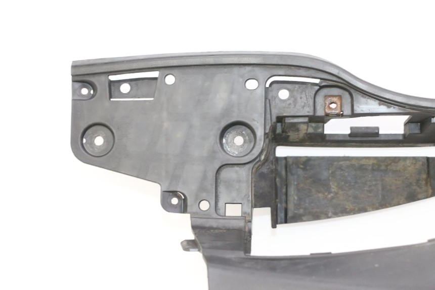 photo de ESTRIBO SUZUKI BURGMAN 125 (2007 - 2014) - Características distintivas