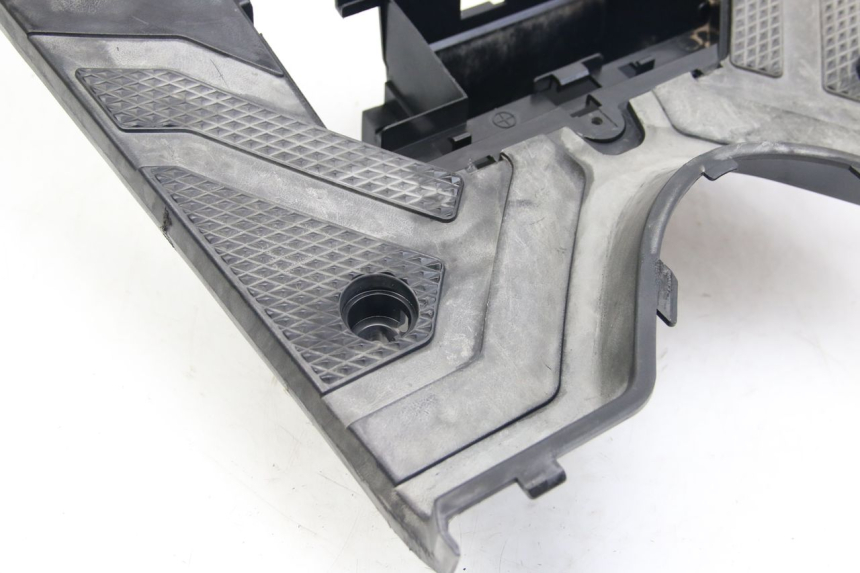 photo de ESTRIBO YAMAHA BW'S BWS 125 (2010 - 2013) - Estado de la superficie y material