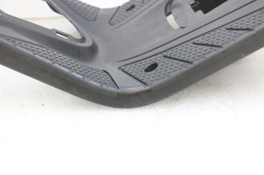 photo de ESTRIBO YAMAHA BW'S EASY 50 (2013 - 2016) - Características distintivas