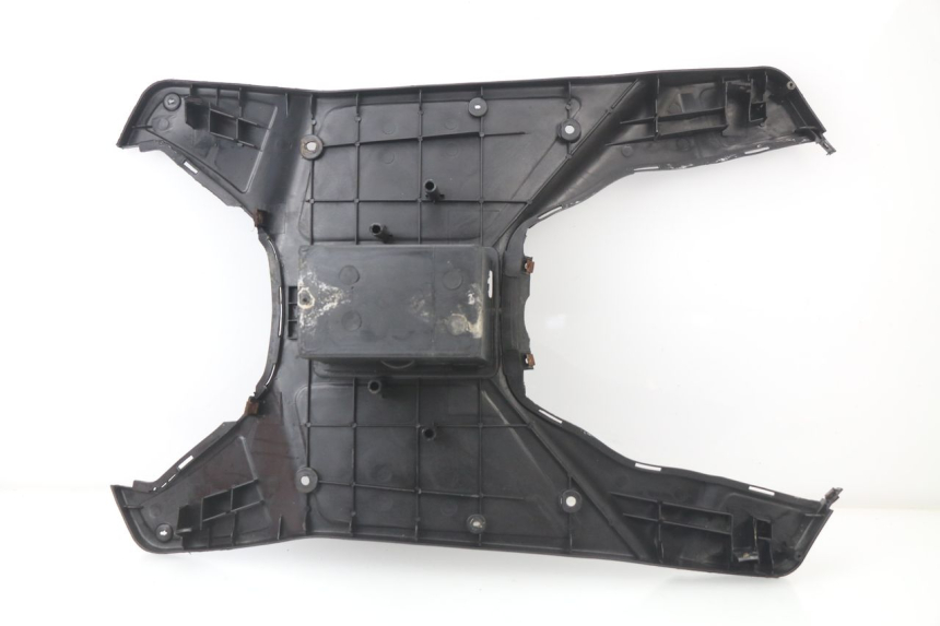 photo de TAPA REPOSAPIES REVATTO CITYONE 125 (2006 - 2007) - Otra perspectiva