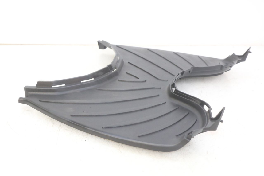 photo de ESTRIBO PEUGEOT CITYSTAR AIR 125 (2014 - 2017) - Primer plano técnico