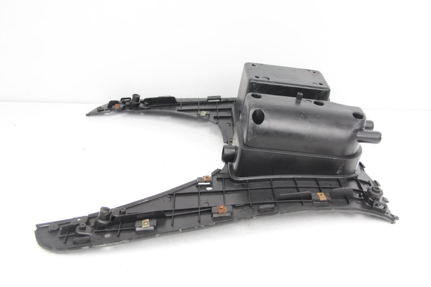 photo de TAPA REPOSAPIES JMSTAR CJ12M 125 (2005 - 2007) - Zoom estado de uso