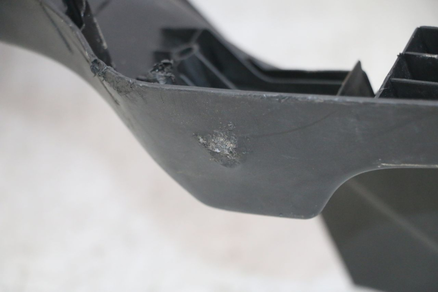 photo de ESTRIBO SYM CROX 4T 50 (2016 - 2023) - Zoom sobre los componentes