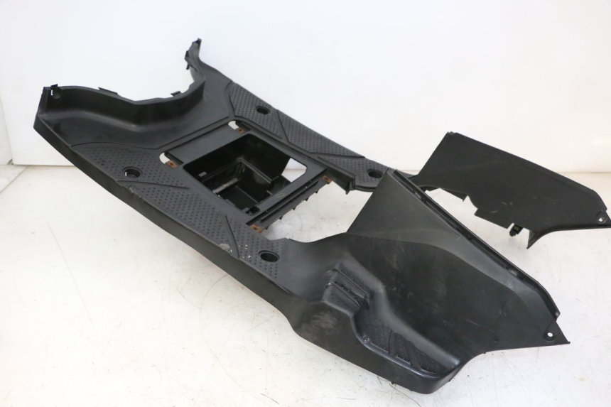 photo de ESTRIBO SYM CROX 4T 50 (2016 - 2023) - Primer plano técnico