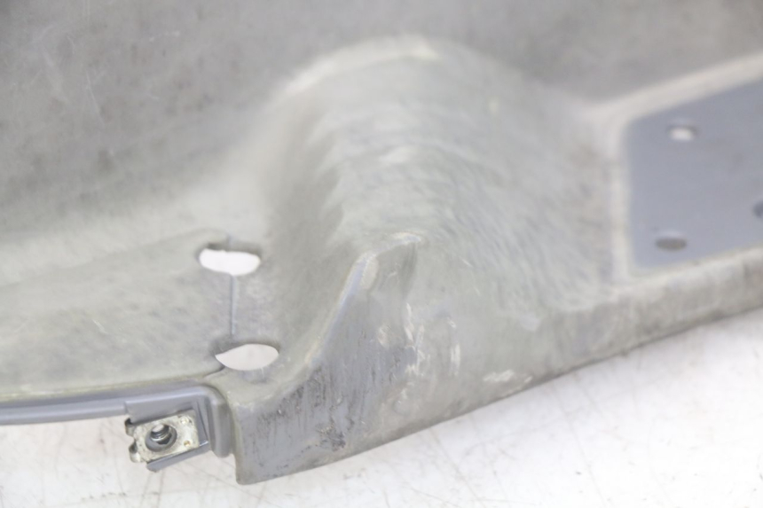 photo de PATA DE APOYO DERECHA HONDA FES PANTHEON 2T 125 (1998 - 2002) - Recambio usado revisado