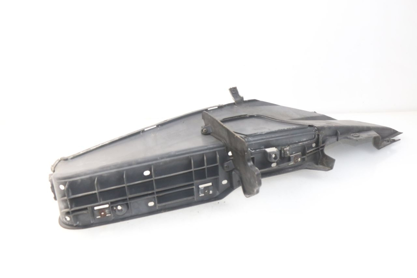 photo de PATA DE APOYO DERECHA HONDA FES PANTHEON 125 (2003 - 2007) - Zoom estado de uso