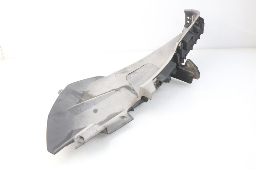 photo de PATA DE APOYO DERECHA HONDA FES PANTHEON 125 (2003 - 2007) - Otra perspectiva