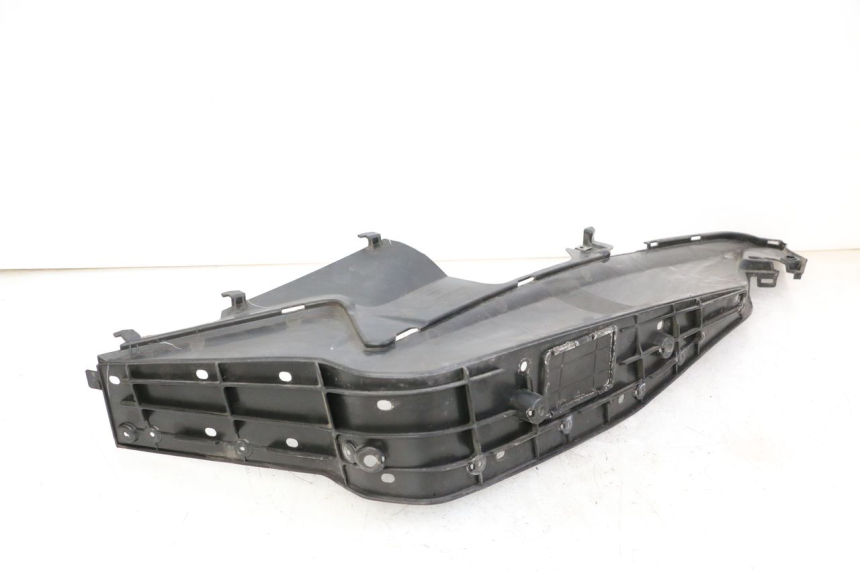 photo de TAPA REPOSAPIES DERECHA HONDA FORZA ABS 300 (2013 - 2017) - Otra perspectiva