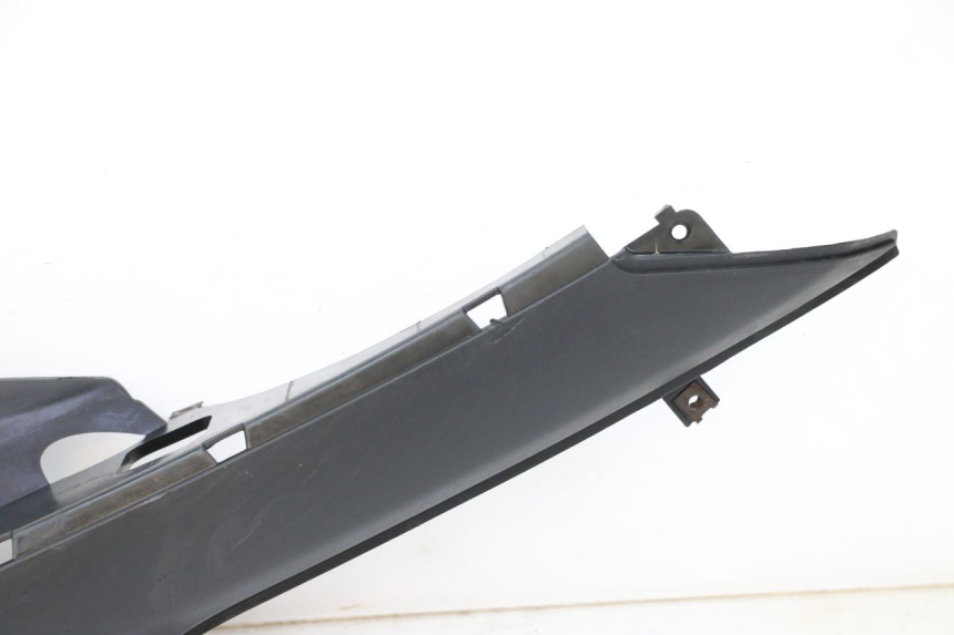 photo de TAPA REPOSAPIES DERECHA MBK OVETTO ONE 2T 50 (2013 - 2017) - Recambio usado revisado