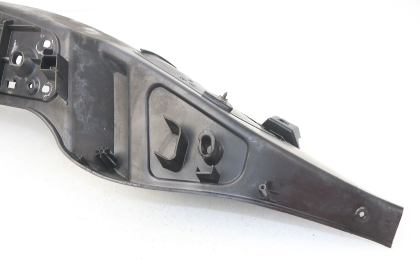 photo de PATA DE APOYO DERECHA PIAGGIO MP3 LT 400 (2007 - 2012) - Otra perspectiva