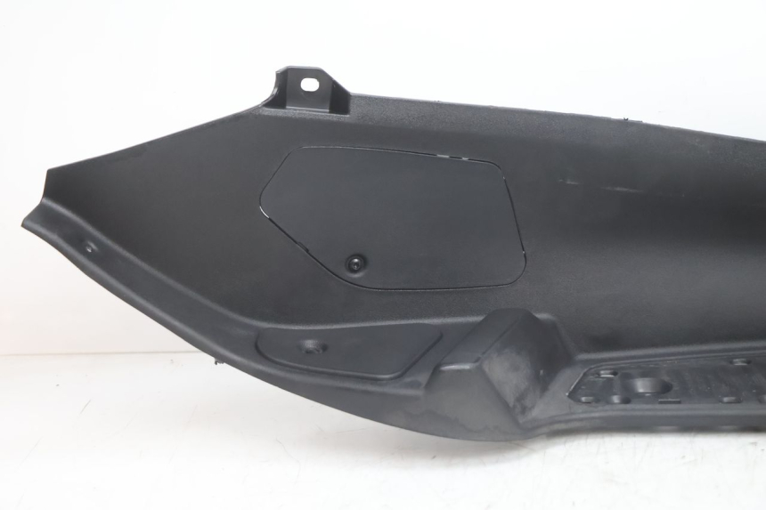 photo de TAPA REPOSAPIES DERECHA PIAGGIO MP3 LT 300 (2010 - 2016) - Detalle de la pieza