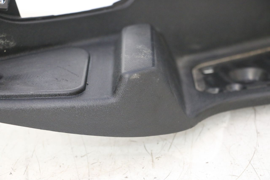 photo de PATA DE APOYO DERECHA PIAGGIO MP3 LT 400 (2007 - 2012) - Marcados y referencias originales