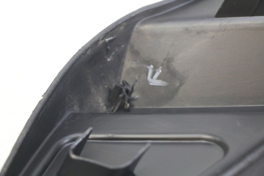 photo de PATA DE APOYO DERECHA PIAGGIO MP3 125 (2006 - 2014) - Detalle de la pieza