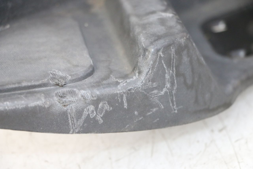 photo de TAPA REPOSAPIES DERECHA PIAGGIO MP3 500 (2011 - 2015) - Vista general del producto