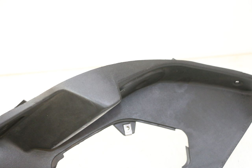 photo de PATA DE APOYO DERECHA PIAGGIO MP3 125 (2006 - 2014) - Detalle de la pieza