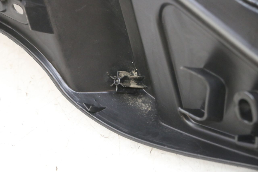 photo de PATA DE APOYO DERECHA PIAGGIO MP3 RL 250 (2006 - 2010) - Zoom estado de uso