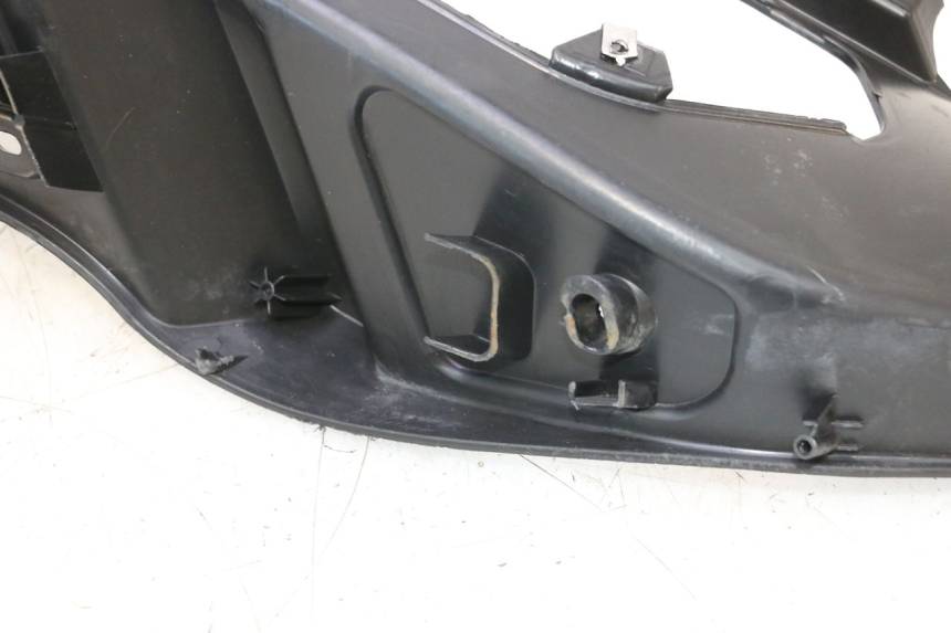 photo de PATA DE APOYO DERECHA PIAGGIO MP3 RL 250 (2006 - 2010) - Otra perspectiva