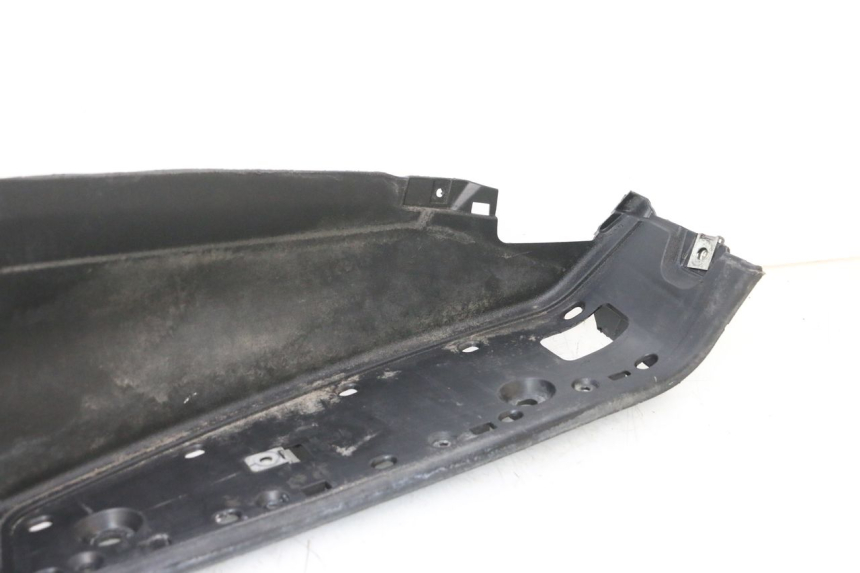 photo de PATA DE APOYO DERECHA PIAGGIO MP3 RL 250 (2006 - 2010) - Recambio usado revisado