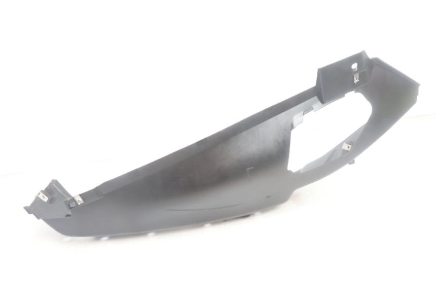 photo de TAPA REPOSAPIES DERECHA PIAGGIO MP3 500 (2016 - 2018) - Vista general del producto