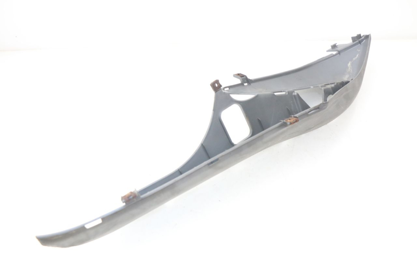 photo de TAPA REPOSAPIES DERECHA YAMAHA NEO'S NEOS 2T 50 (2007 - 2017) - Vista general del producto